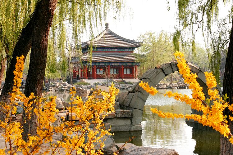 Der Garten des Kaisers in der Verbotenen Stadt in Peking, Highlight vieler China Studienreisen.